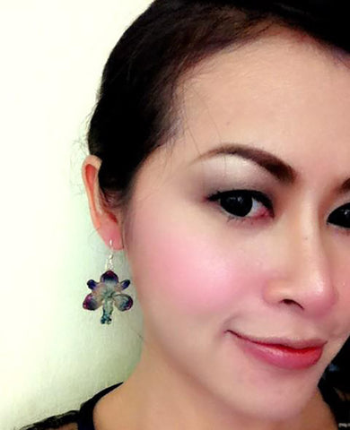 Rhynchorides (Bangkok Sunset) Orchid Jewelry Earring (Purple)